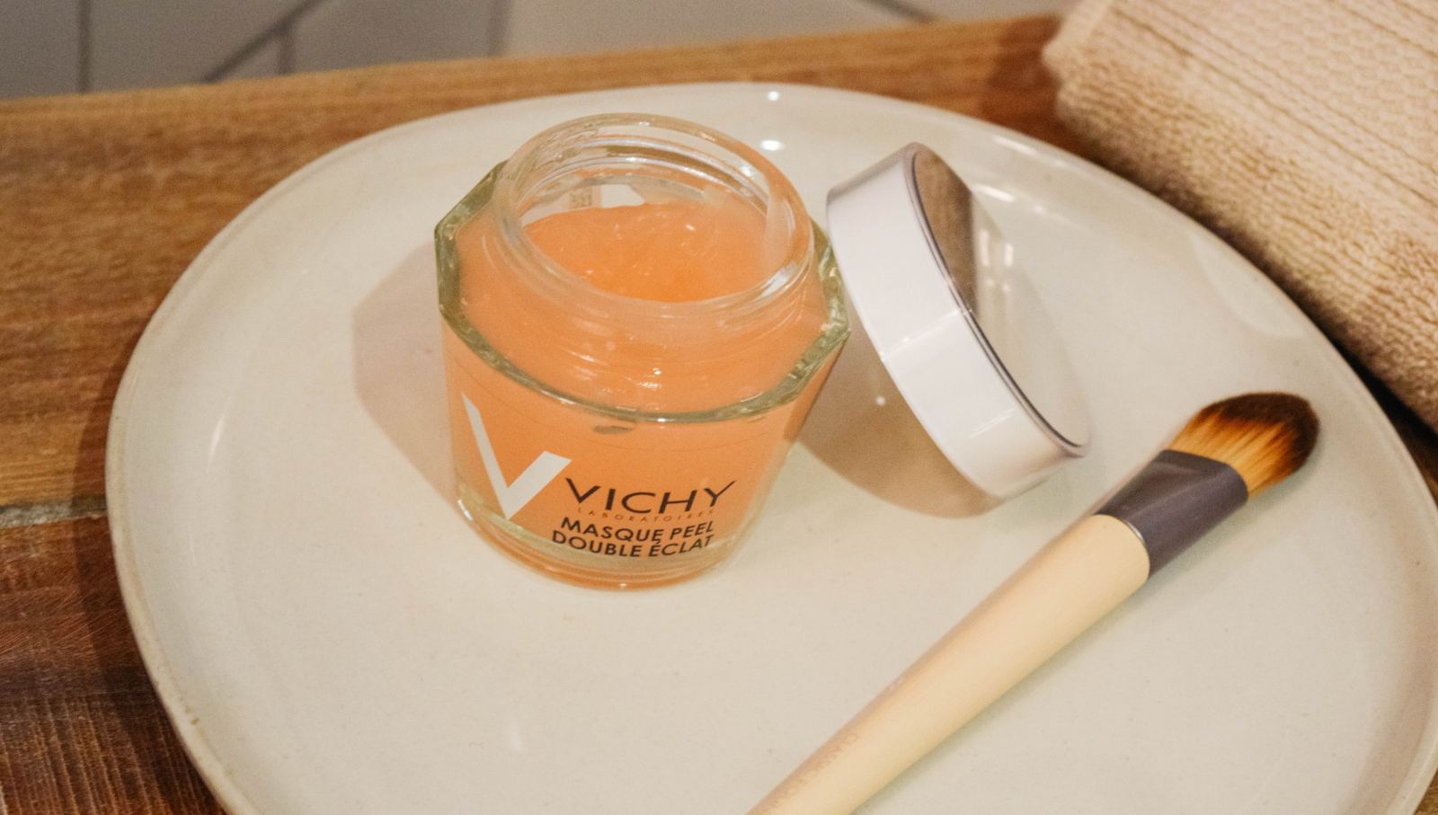 VICHY, VICHY skincare, french skincare, skincare, vichy masque, masque peel double eclat, face mask, vichy face mask, ecotools, ecotools synthetic brush, natural skincare