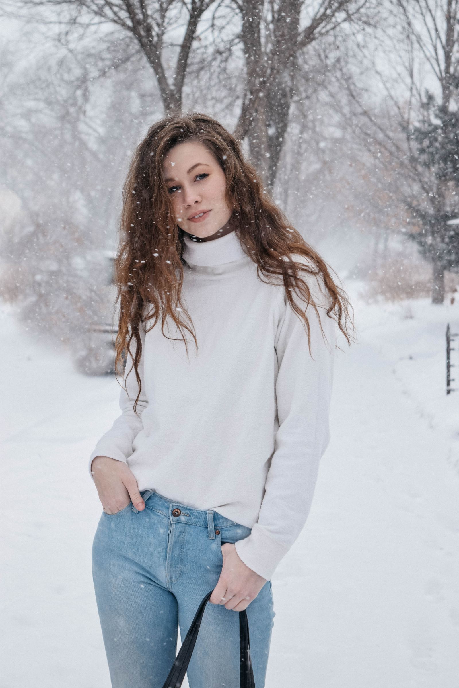 how to style a white turtleneck?, blogging