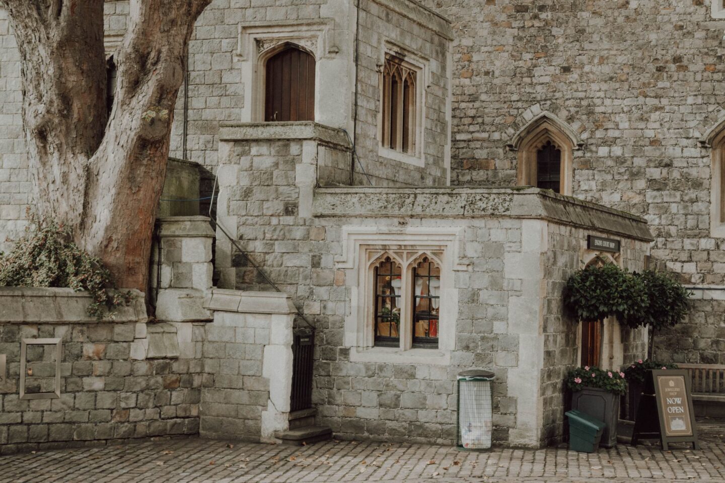 Windsor Castle, Monochrome Minimalist
